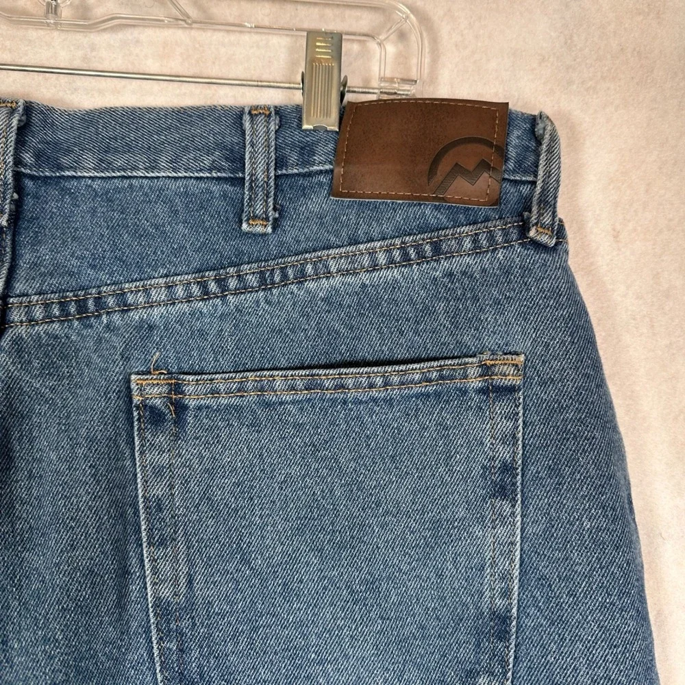 Magellan Outdoors Jeans Mens 40x30 Blue Good Straight Leg Denim 1039MAGMS